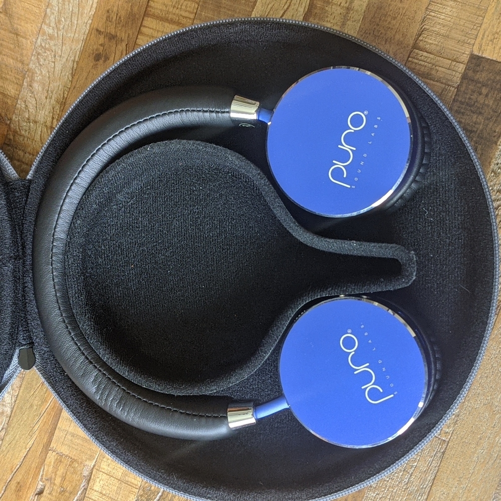 Puro Sound Labs BT2200 Volume Limited Kids’ Bluetooth Headphones